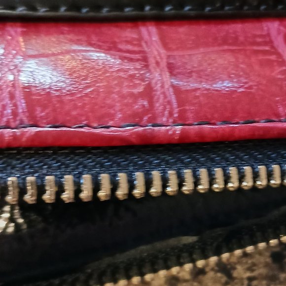 Vintage Anne Klein Red Reptile Embossed Black Patent Leather Vegan Crossbody - Picture 13 of 13